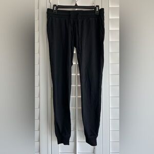 ESSENTIALS by FULL TILT Black Elastic Waist Joggers Size XS